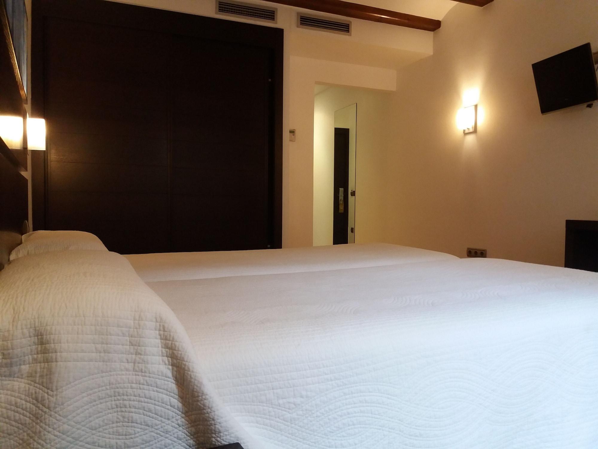 Hotel Rey Sancho Наварете Екстериор снимка