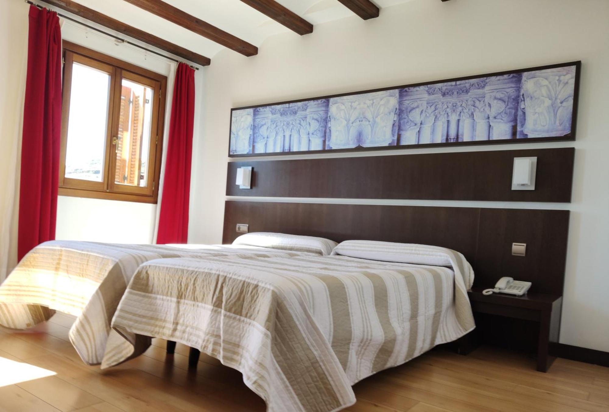 Hotel Rey Sancho Наварете Стая снимка